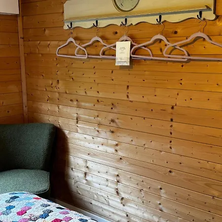 Shabby Chic Barn *