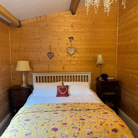 Shabby Chic Barn